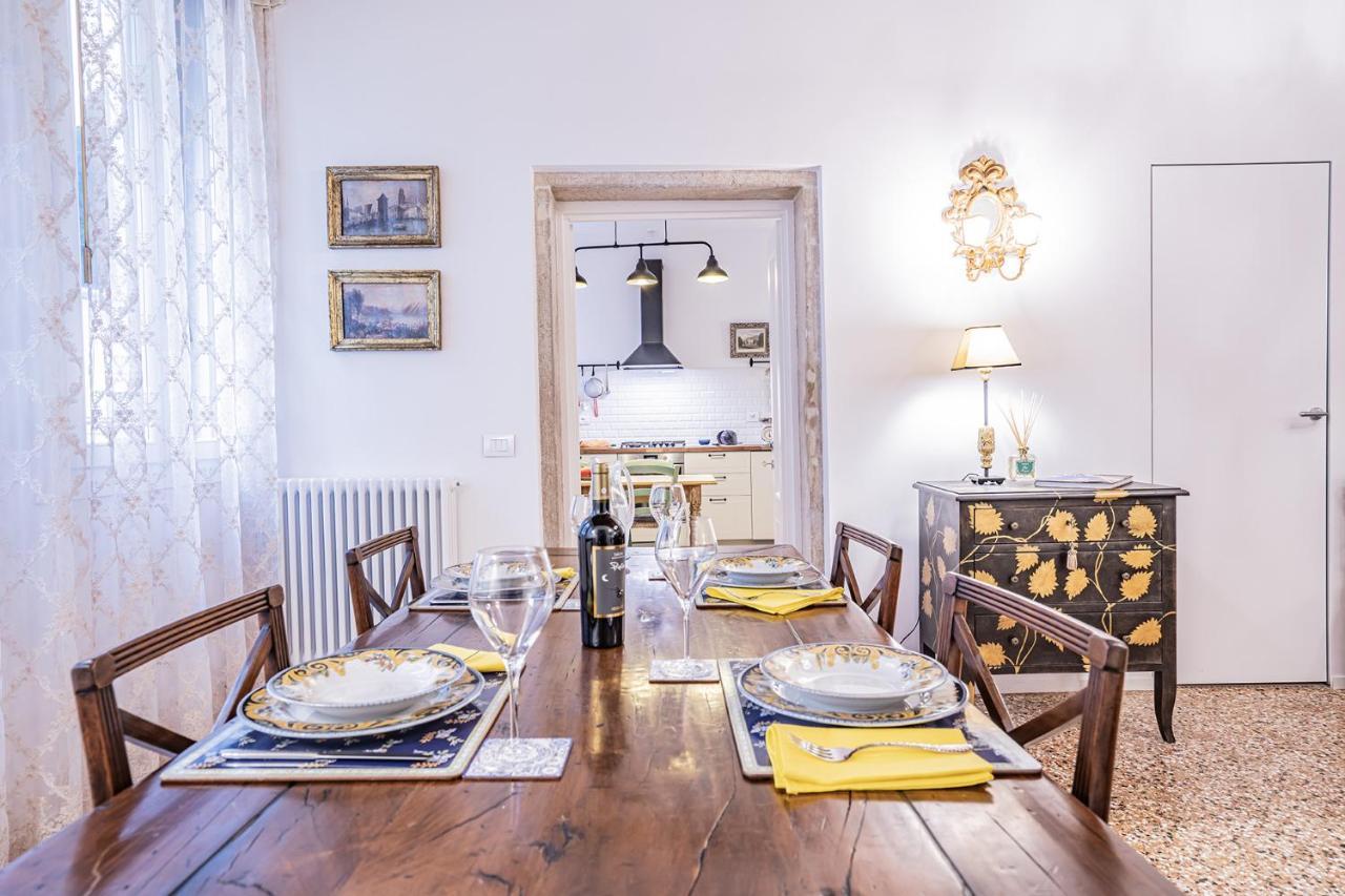 Ca' San Beneto Completely Refurbished In A Fabulously Central Area Венеция Экстерьер фото