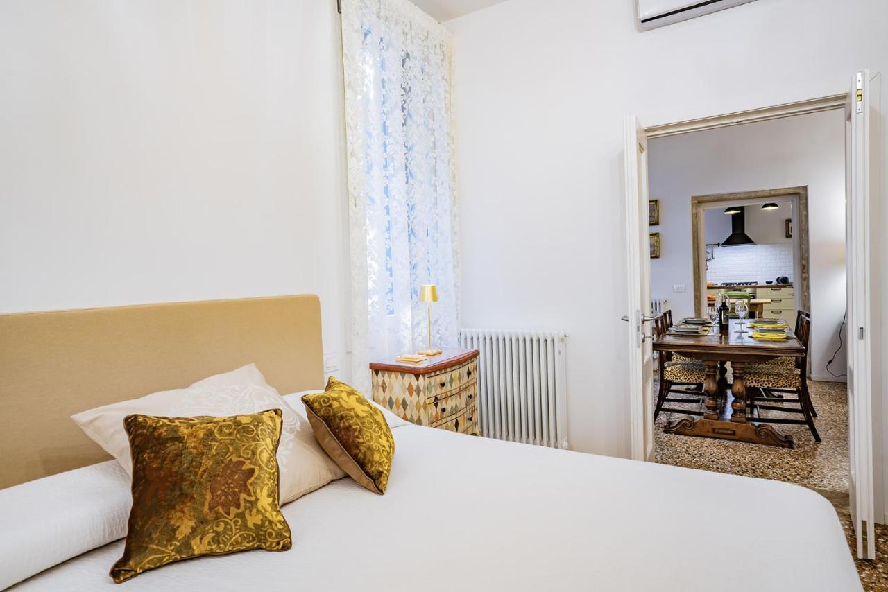 Ca' San Beneto Completely Refurbished In A Fabulously Central Area Венеция Экстерьер фото