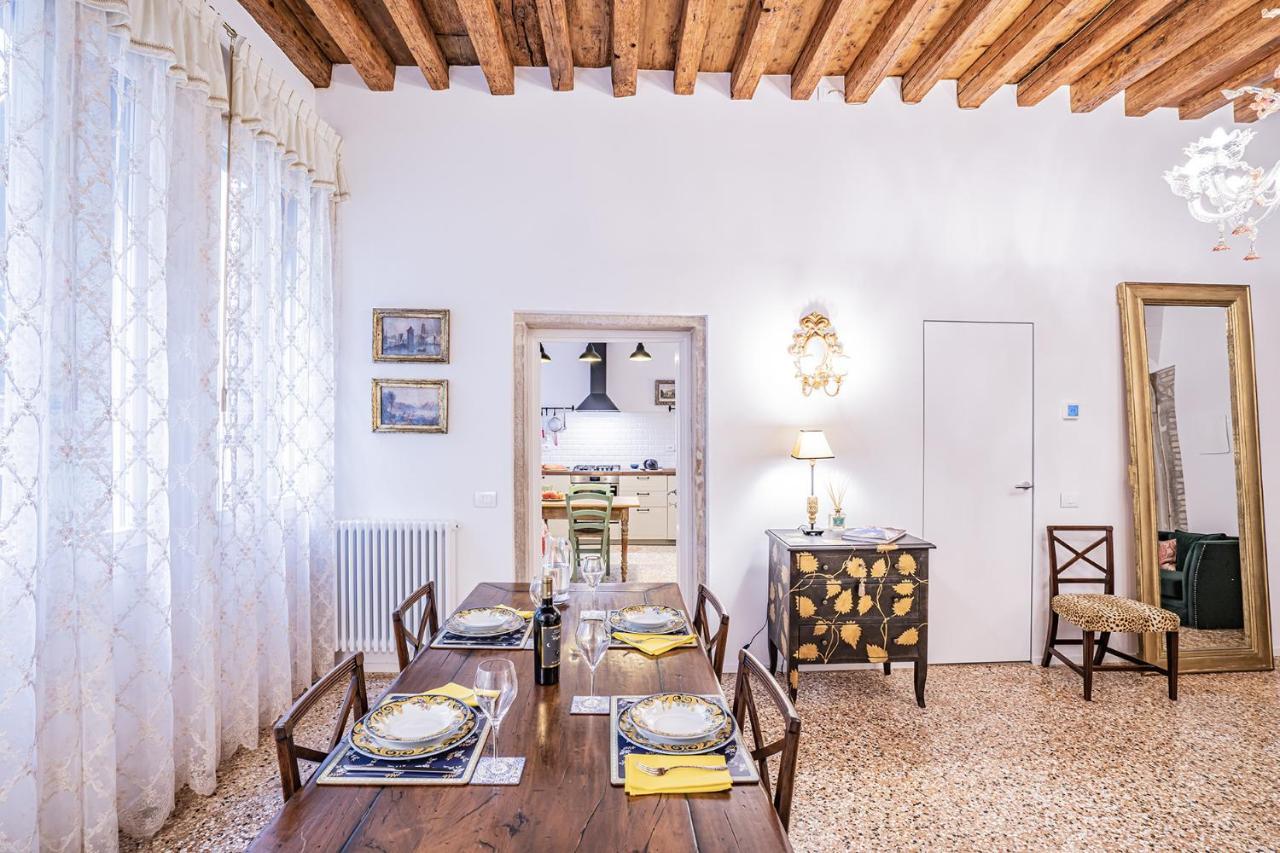 Ca' San Beneto Completely Refurbished In A Fabulously Central Area Венеция Экстерьер фото
